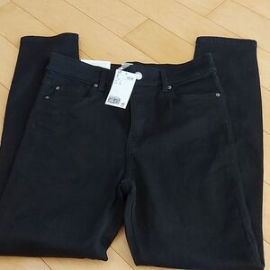 NWT H&M high-waisted jean sz. 8